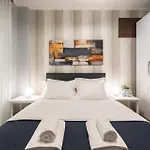 P Deluxe Suites 4
