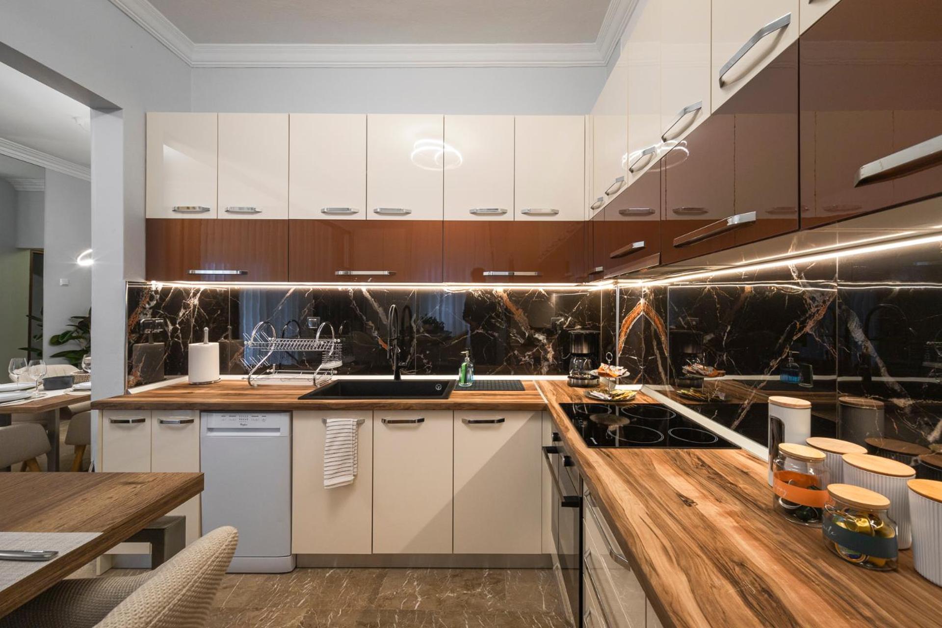 P Deluxe 4 * Thessaloniki